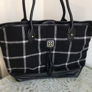 Tommy Hilfiger Shoulder Tote black white checkered